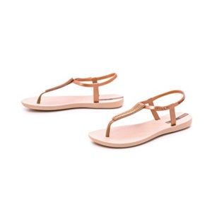 NWT Ipanema Rose Gold Waterproof Eva Sandals